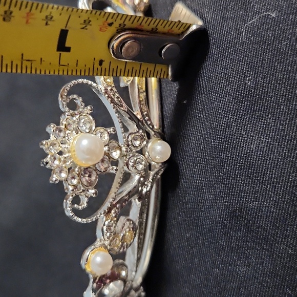 Silver Tiara - Picture 4 of 5